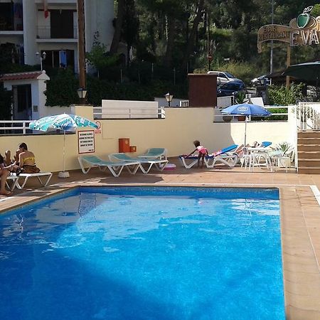 Apartamentos Eva Costa Brava 外观 照片
