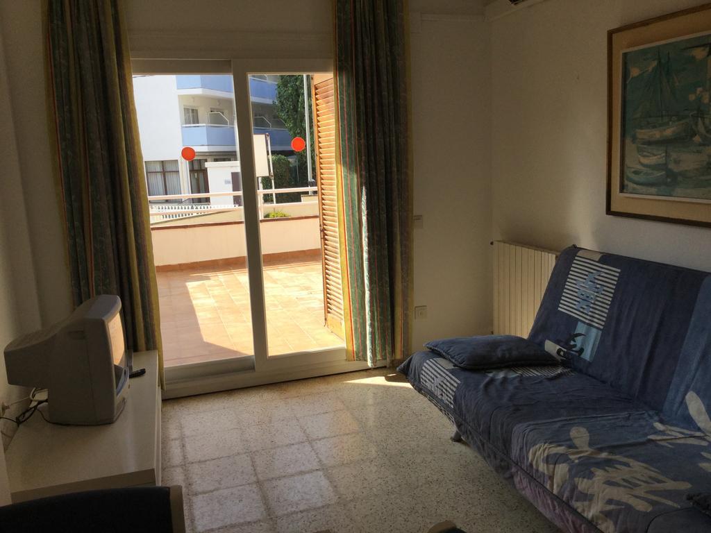 Apartamentos Eva Costa Brava 外观 照片