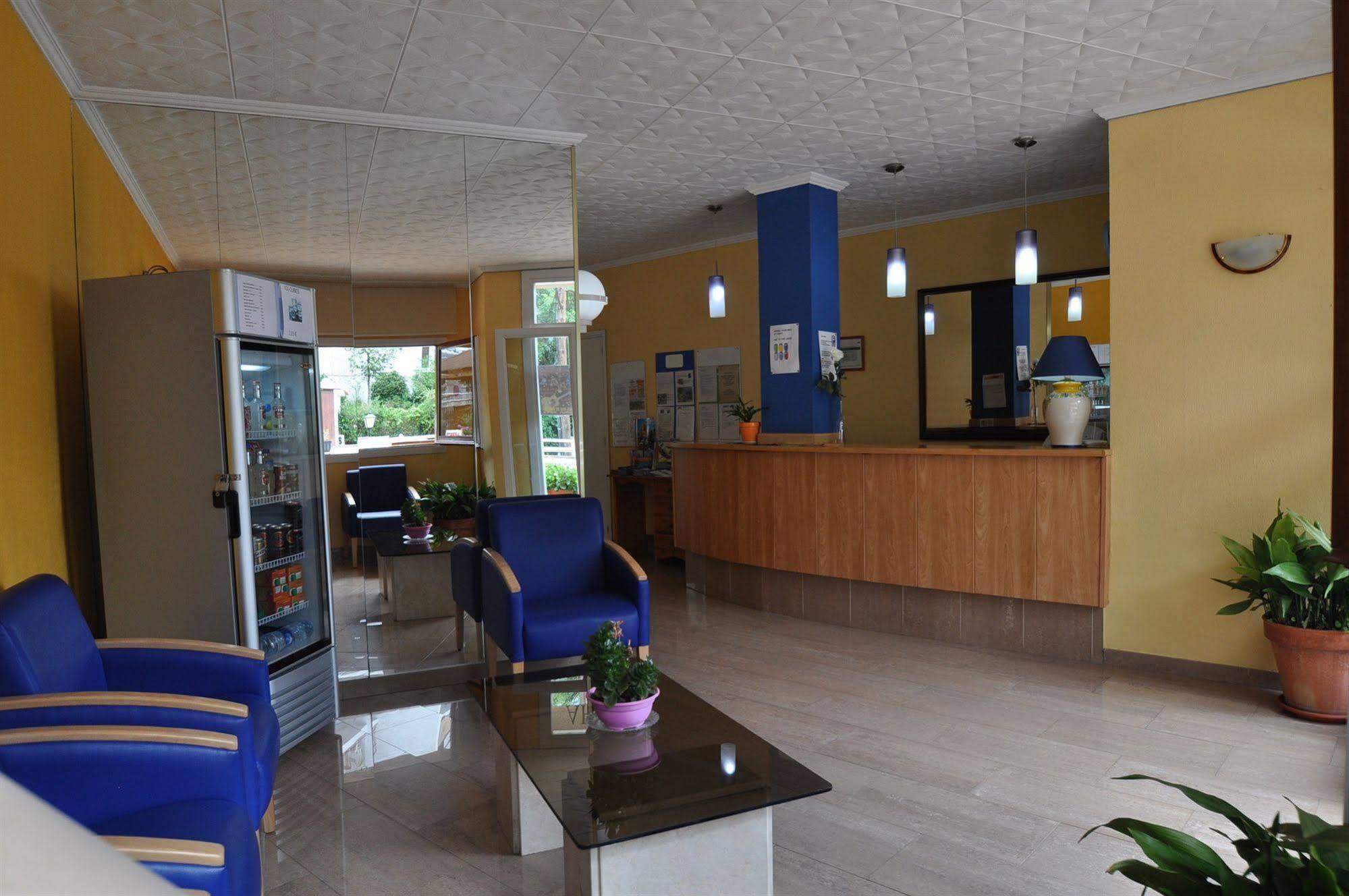 Apartamentos Eva Costa Brava 外观 照片