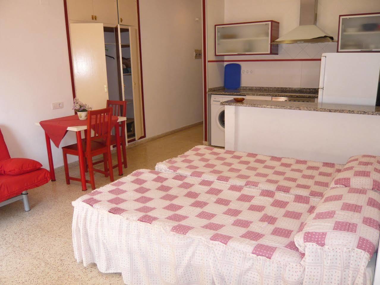 Apartamentos Eva Costa Brava 外观 照片